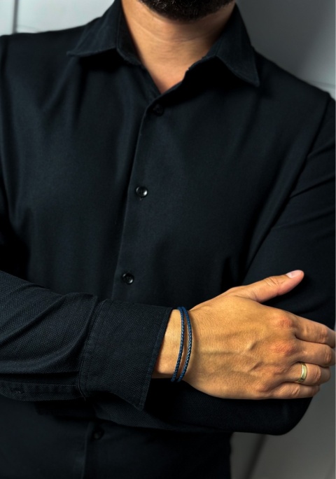 Niebieska bransoletka rzemykowa ze skóry ekologicznej, ze stalową szeklą i motywem marynistycznym - żeglarskim