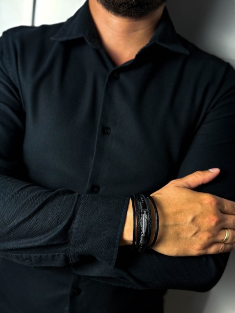 Czarna bransoletka rzemykowa ze skóry ekologicznej, z ptasim piórem ze stali nierdzewnej