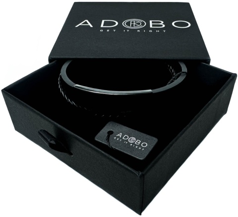 Czarna bransoletka rzemykowa ze skóry ekologicznej i zdobieniami ze stali nierdzewnej