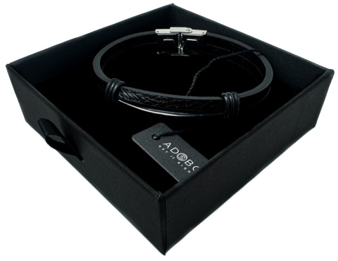 Czarna bransoletka rzemykowa ze skóry ekologicznej i zdobieniami ze stali nierdzewnej