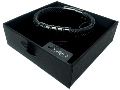 Czarna bransoletka rzemykowa ze skóry ekologicznej i zdobieniami ze stali nierdzewnej