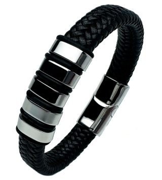 Czarna bransoletka rzemykowa ze skóry ekologicznej i zdobieniami ze stali nierdzewnej