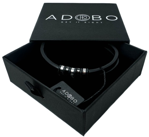 Czarna bransoletka rzemykowa ze skóry ekologicznej i zdobieniami ze stali nierdzewnej