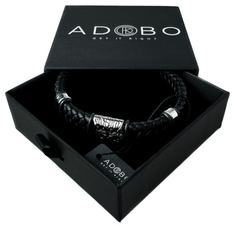 Czarna bransoletka rzemykowa ze skóry ekologicznej i zdobieniami ze stali nierdzewnej