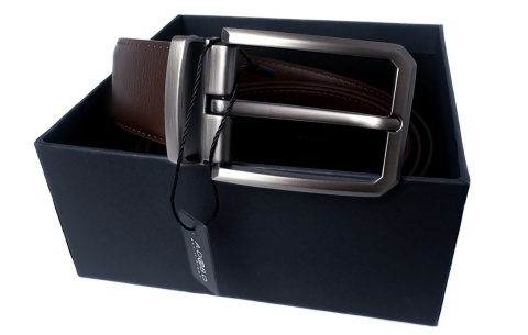 Męski, brązowy pasek z klasyczną, grafitową klamrą