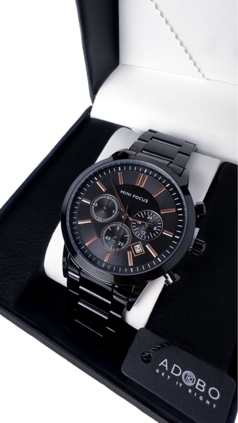 Zegarek męski z bransoletą ze stali nierdzewnej i chronografem